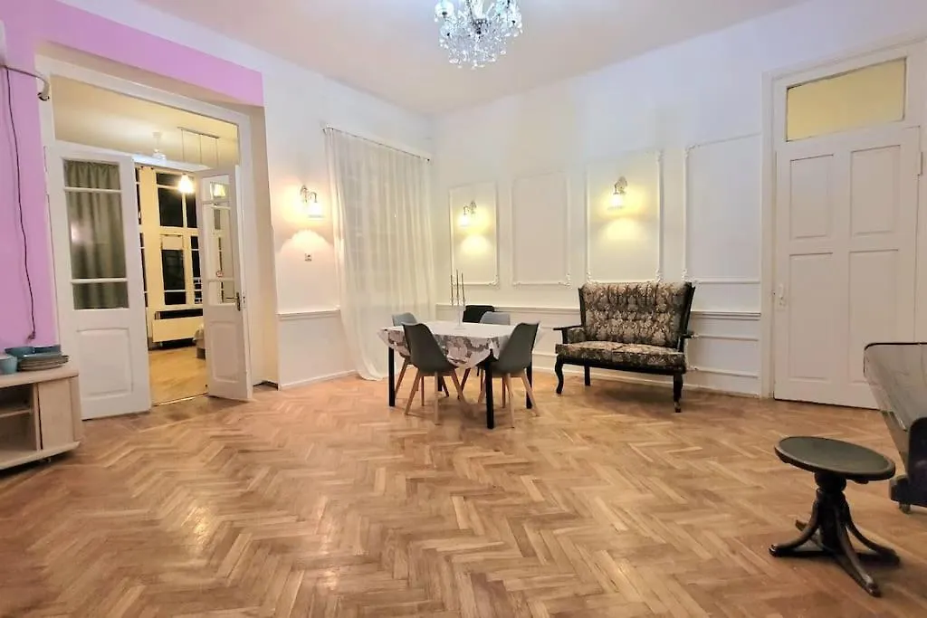 Victoria Apartment In Tbilisi